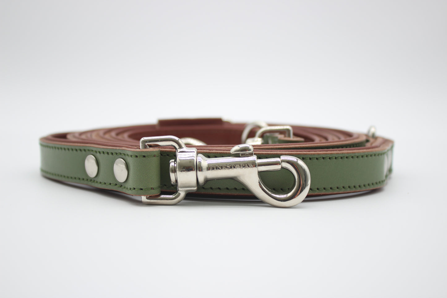 FinestPaw_Leine_Klassik_Premium_Fuehrleine_salbei_all_all_silber_front