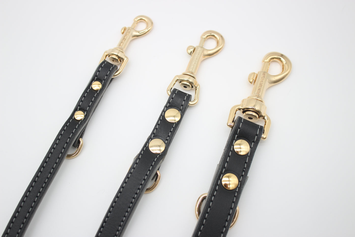 FinestPaw_Leine_Soft_Komfort_Fuehrleine_schwarz-grau_all_all_gold_3karabiner