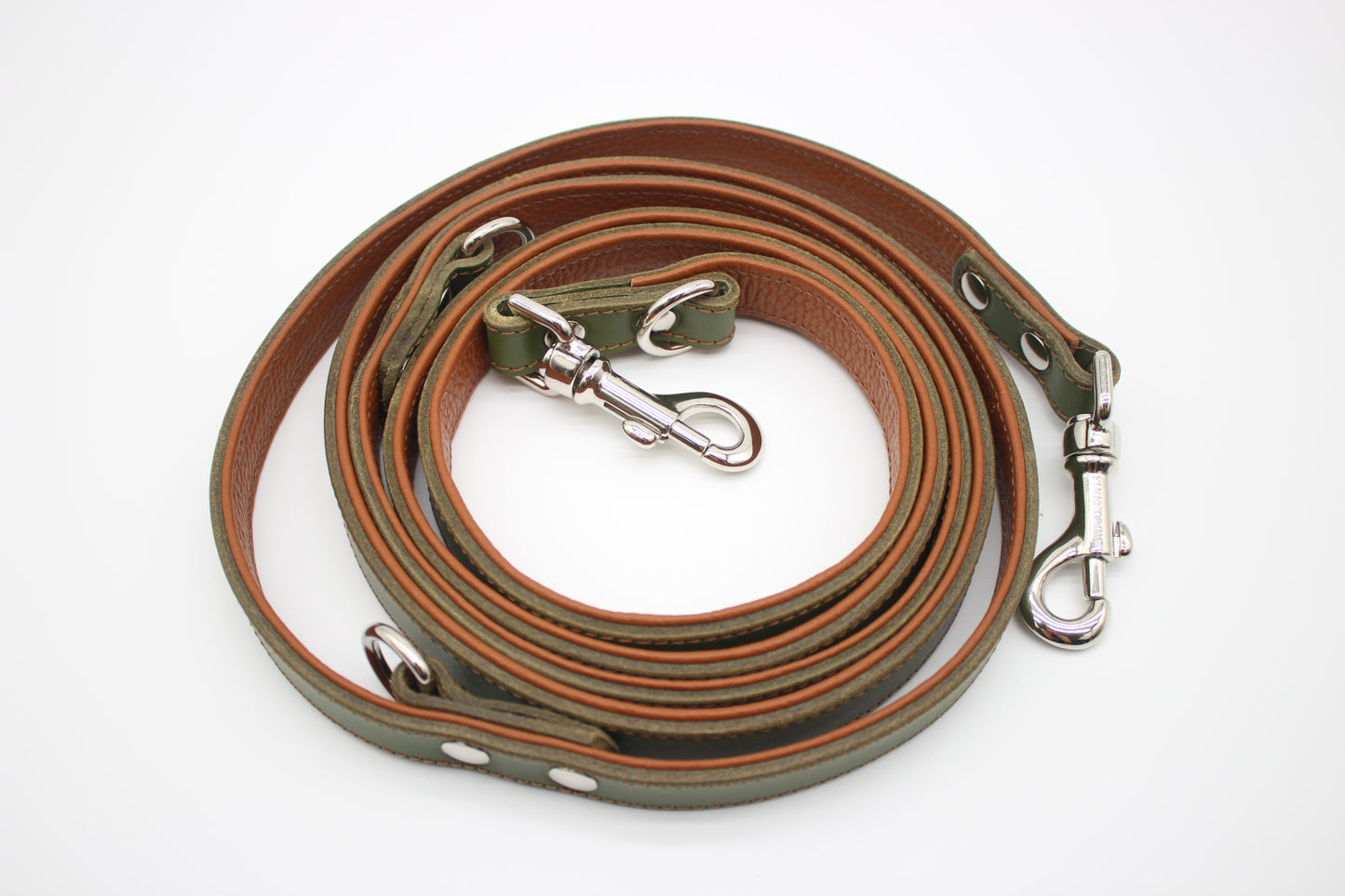 FinestPaw_Leine_Soft_Komfort_Fuehrleine_waldgruen-cognac_all_all_silber_gerollt