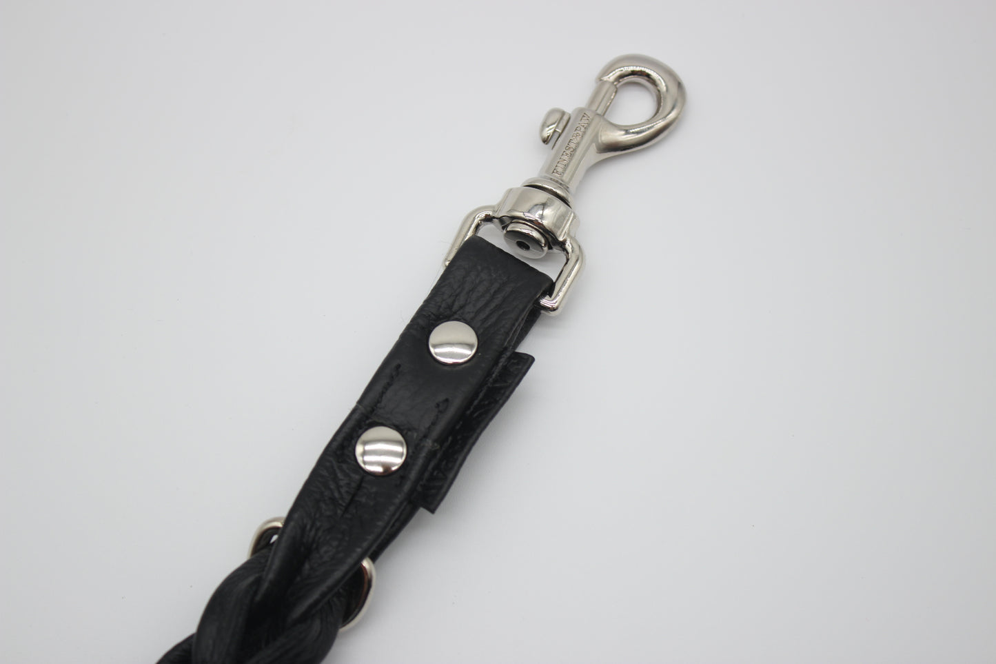 FinestPaw_Leine_Vollgeflochten_Fuehrleine_schwarz_all_all_silber_karabiner