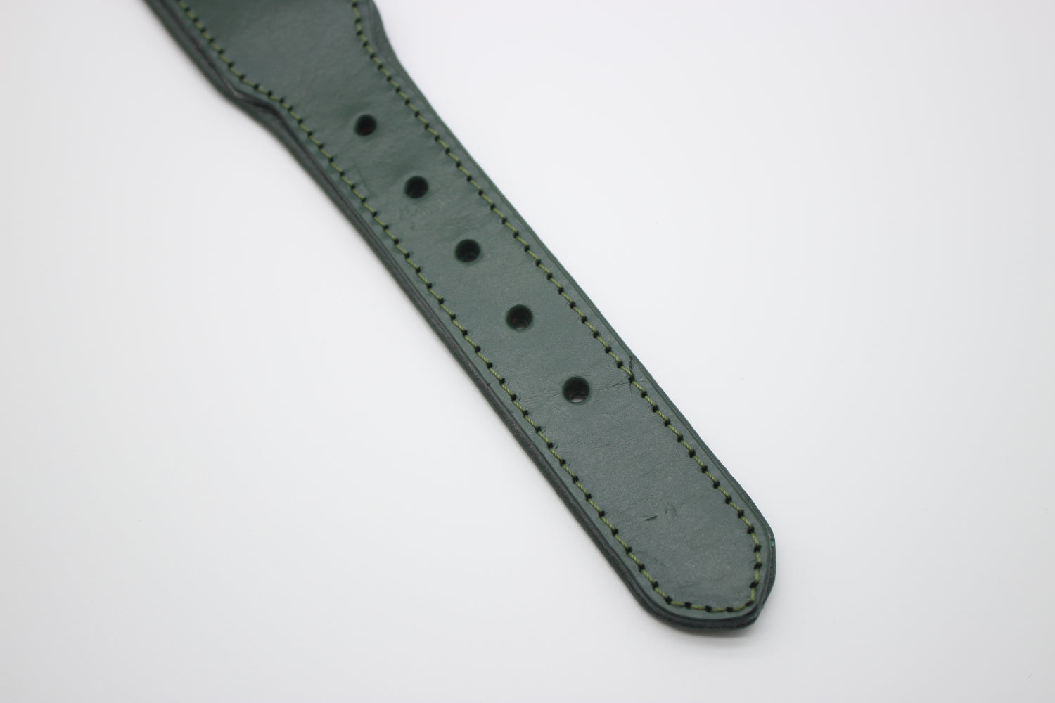 FinestPaw_Halsband_Flechtkunst_fichte_xxl_all_loecher