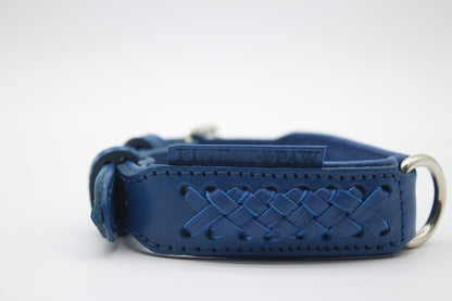 FinestPaw_Halsband_Flechtkunst_royalblau_xs_silber_logo