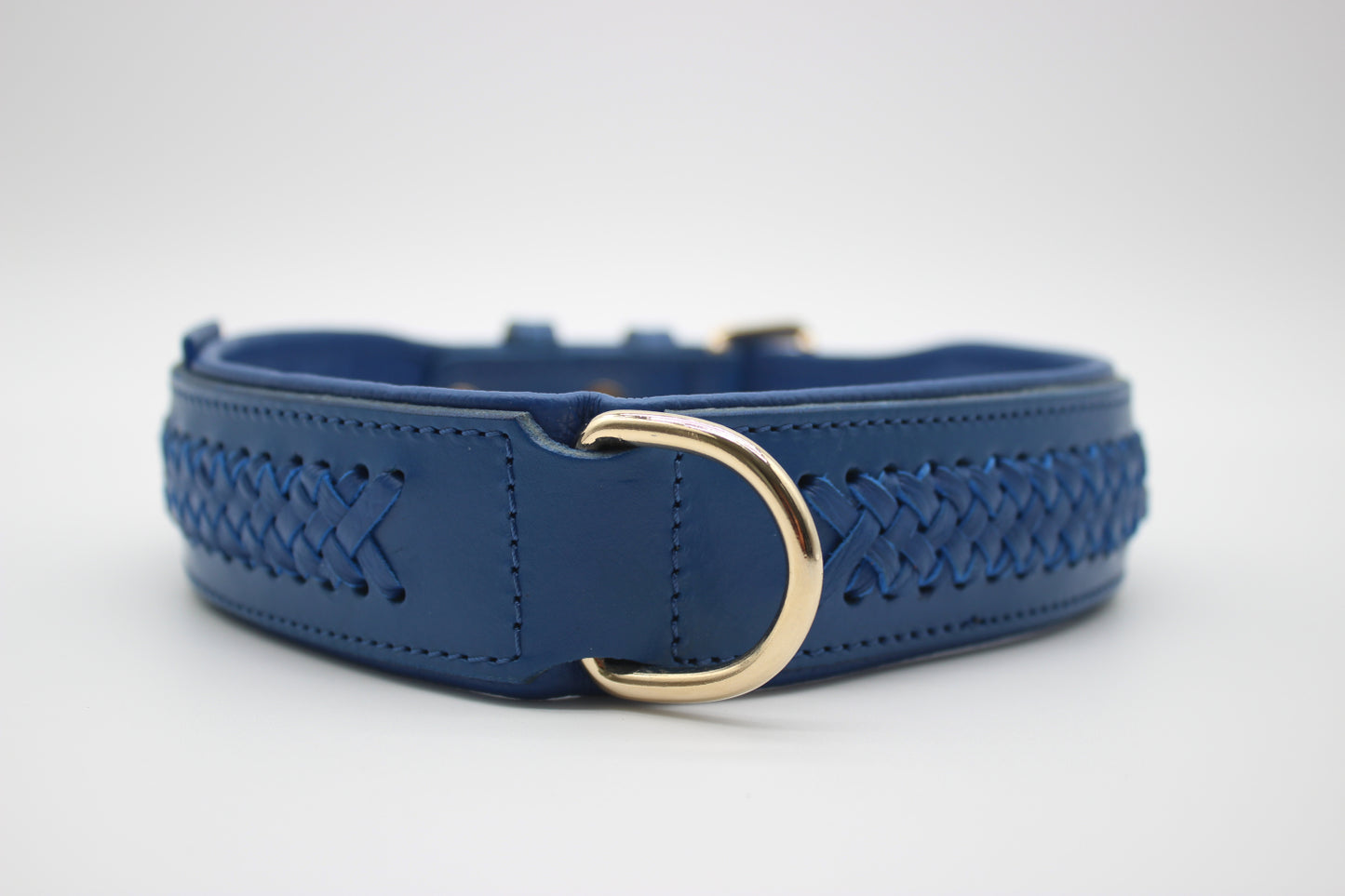 FinestPaw_Halsband_Flechtkunst_royalblau_xxl_gold_dring