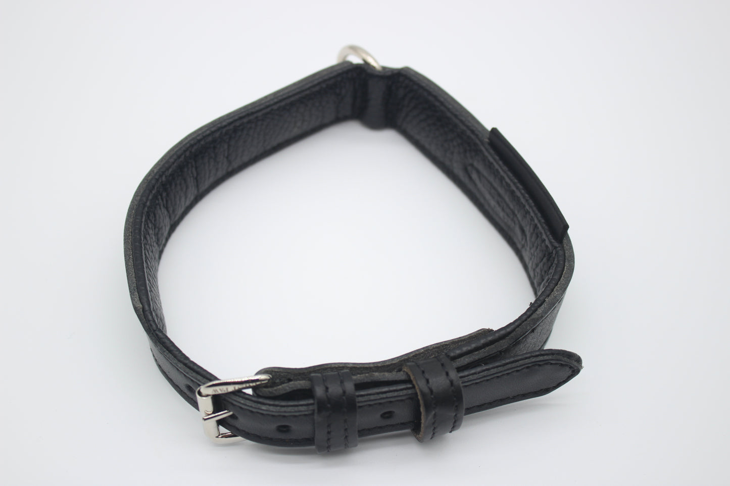 FinestPaw_Halsband_Flechtkunst_schwarz_m_silber_oben