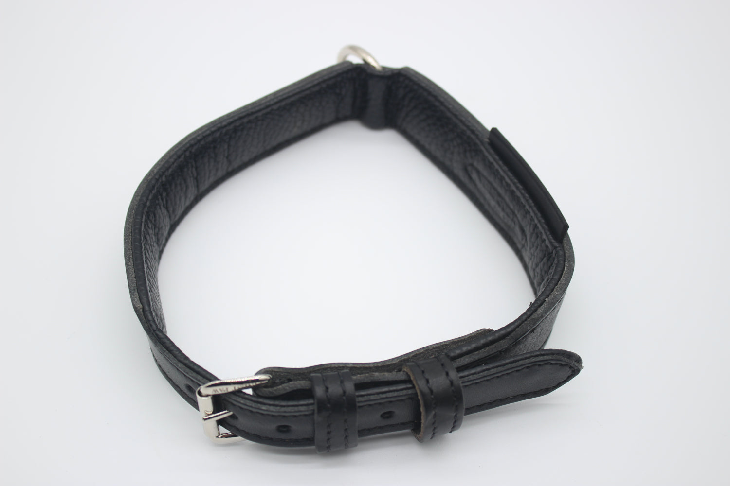 FinestPaw_Halsband_Flechtkunst_schwarz_m_silber_oben