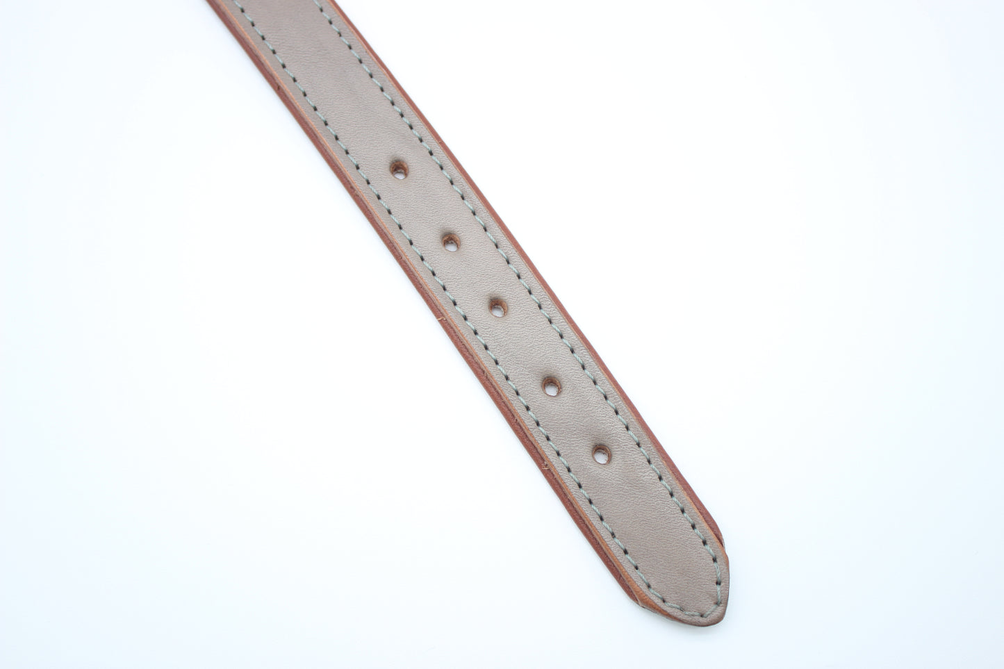 FinestPaw_Halsband_Klassik_Premium_taupe_m_all_loecher