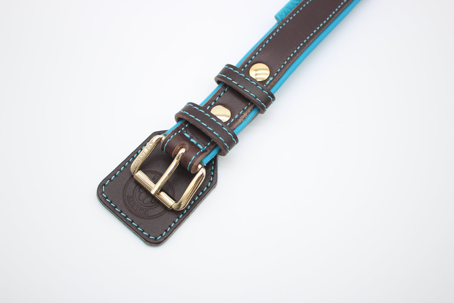 FinestPaw_Halsband_Soft_Komfort_braun-tuerkis_m_gold_schnalle