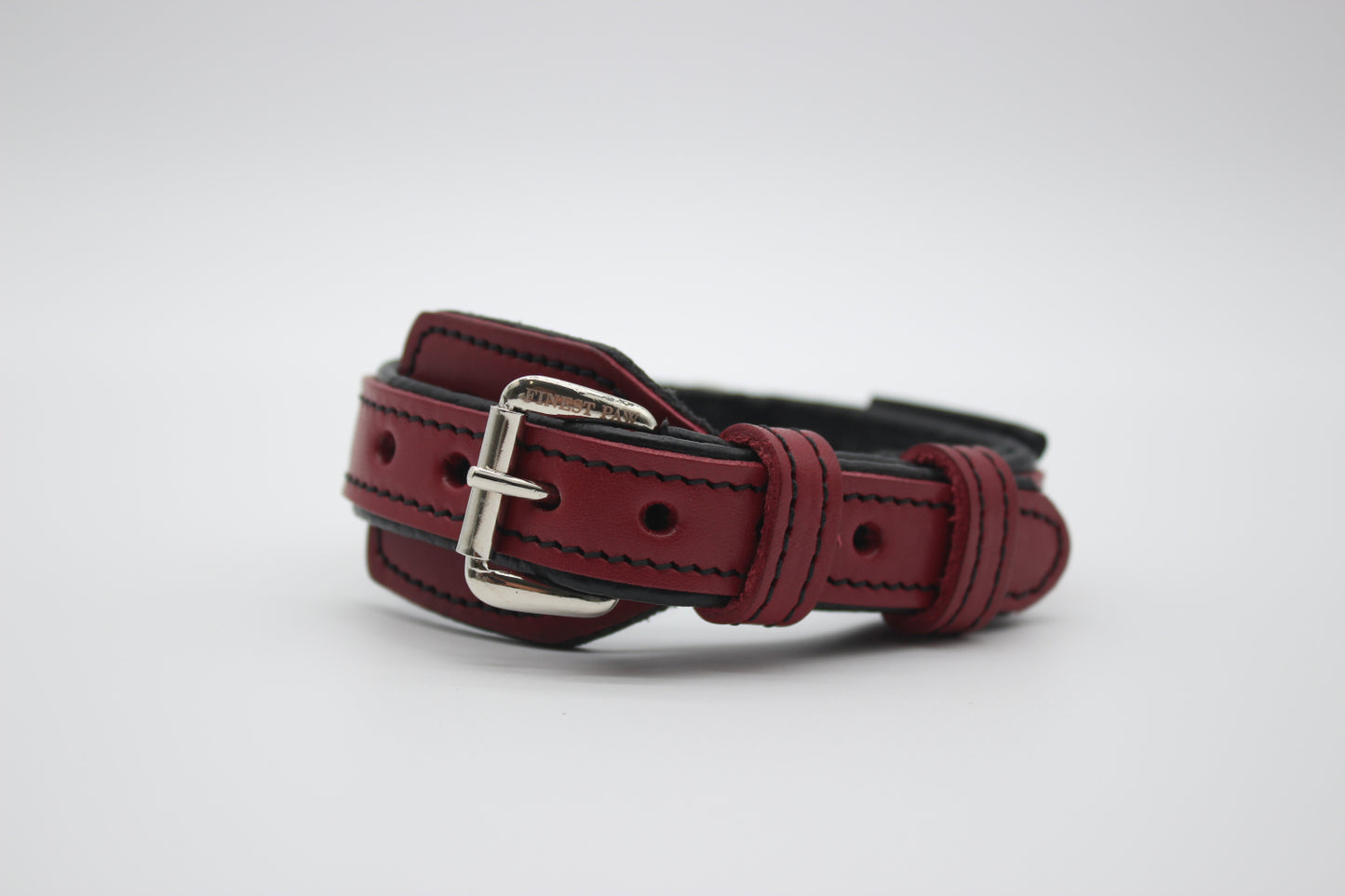FinestPaw_Halsband_Soft_Komfort_rot-schwarz_xs_silber_front
