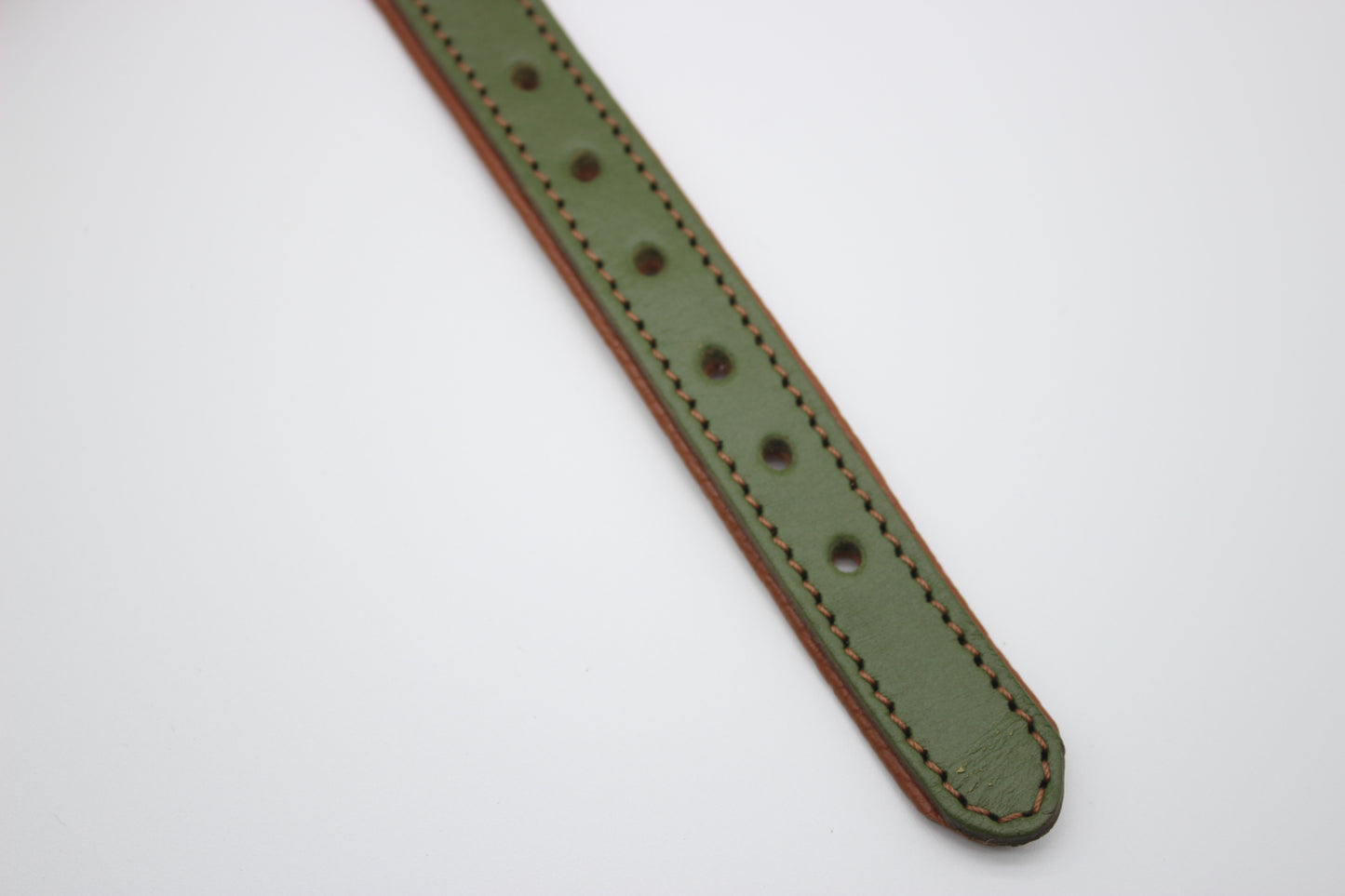 FinestPaw_Halsband_Soft_Komfort_waldgruen-cognac_xs_all_loecher