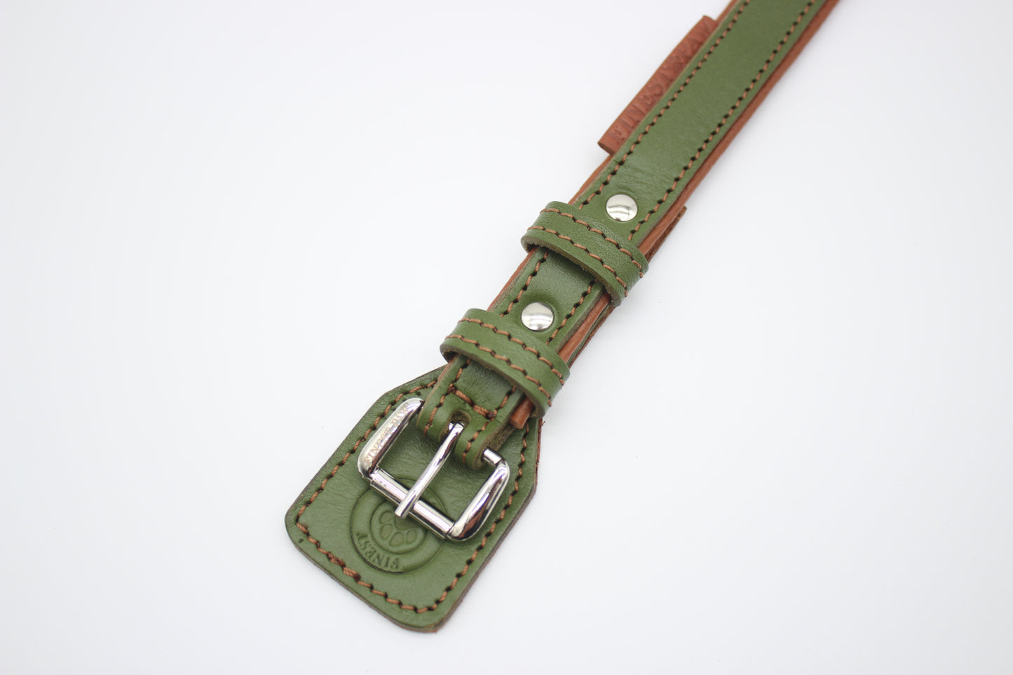 FinestPaw_Halsband_Soft_Komfort_waldgruen-cognac_xs_silber_schnalle