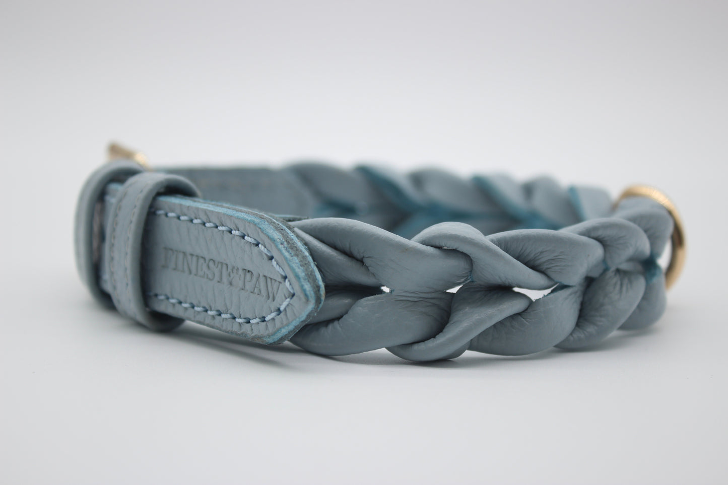 FinestPaw_Halsband_Vollgeflochten_hellblau_m_all_side