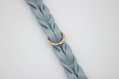 FinestPaw_Halsband_Vollgeflochten_hellblau_m_goldr_dring