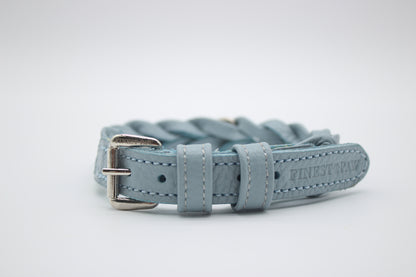FinestPaw_Halsband_Vollgeflochten_hellblau_xs_silber_front