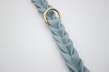 FinestPaw_Halsband_Vollgeflochten_hellblau_xxl_gold_dring