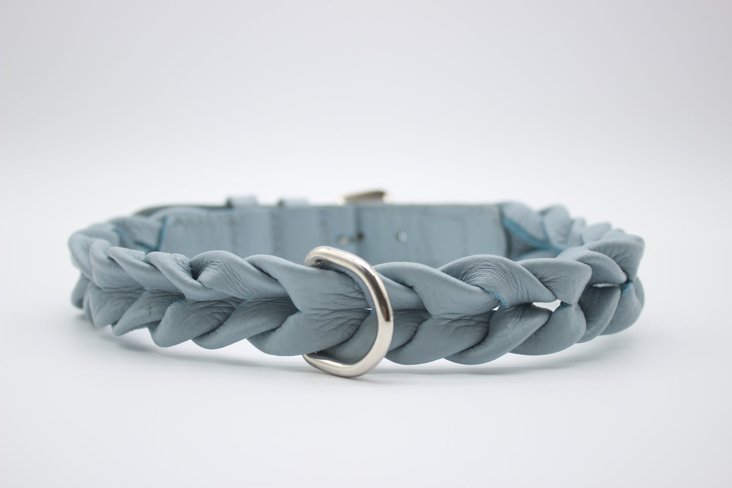 FinestPaw_Halsband_Vollgeflochten_hellblau_xxl_silber_back