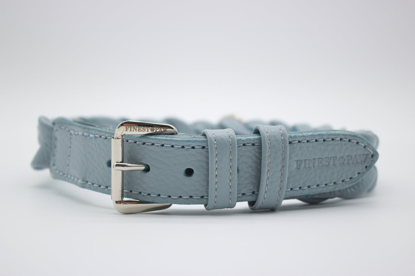 FinestPaw_Halsband_Vollgeflochten_hellblau_xxl_silber_front