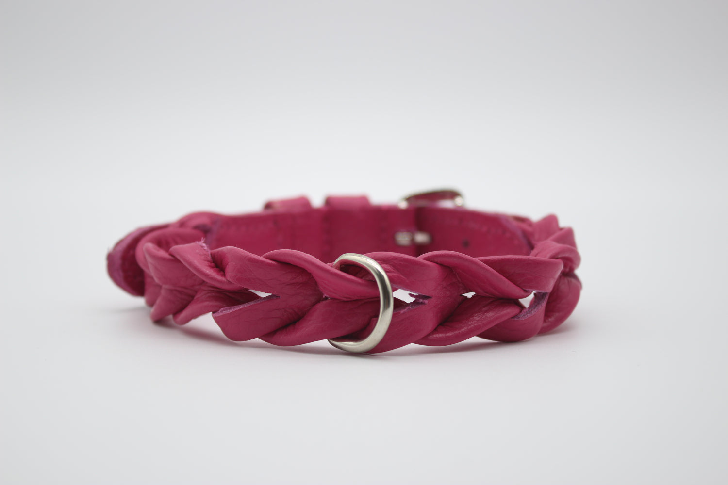 FinestPaw_Halsband_Vollgeflochten_pink_m_silber_back
