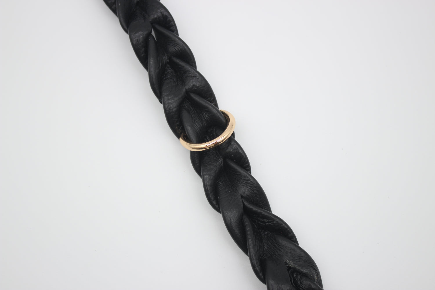 FinestPaw_Halsband_Vollgeflochten_schwarz_m_gold_dring