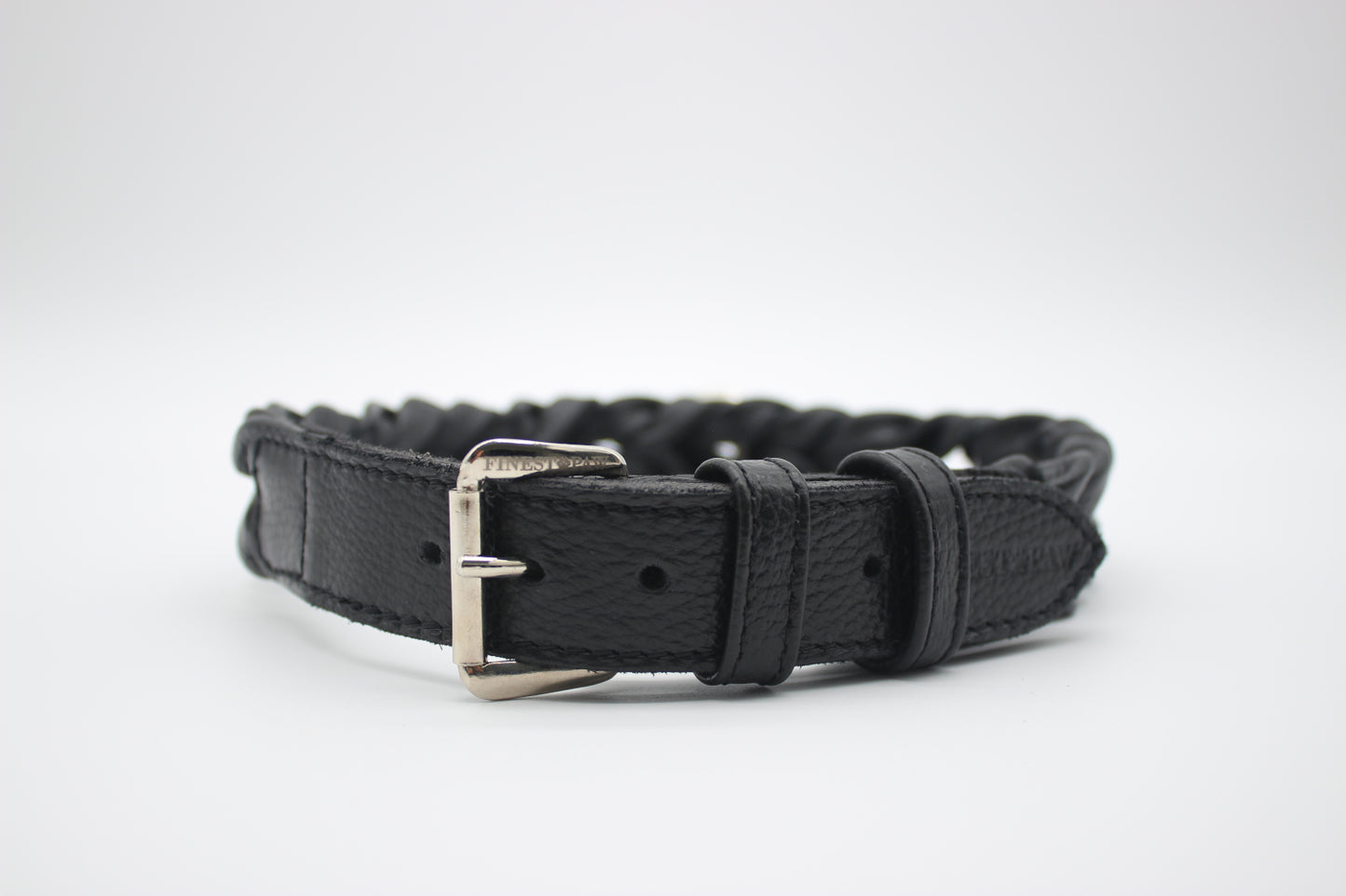 FinestPaw_Halsband_Vollgeflochten_schwarz_m_silber_front