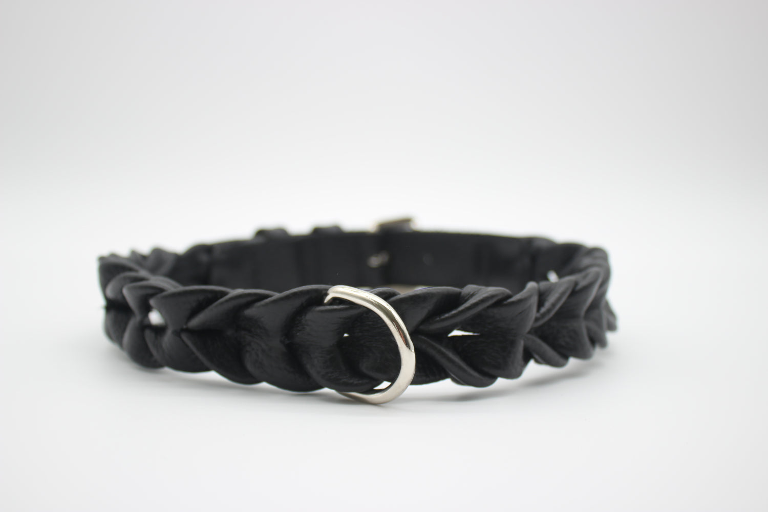 FinestPaw_Halsband_Vollgeflochten_schwarz_xxl_silber_back