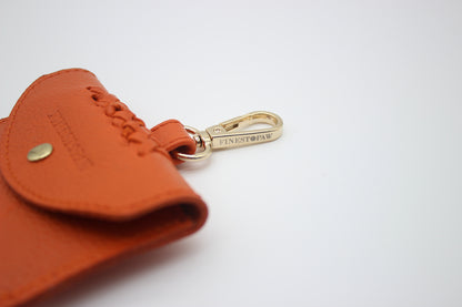 FinestPaw_Hundetuetenhalter_Flechtkunst_Slim_Papaya_gold_haken