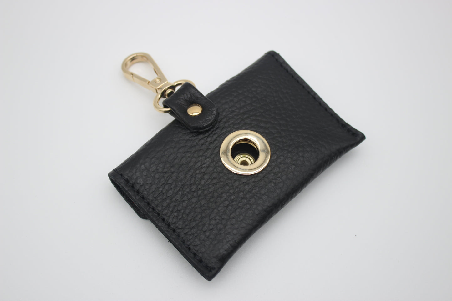 FinestPaw_Hundetuetenhalter_Flechtkunst_Slim_schwarz_gold_back