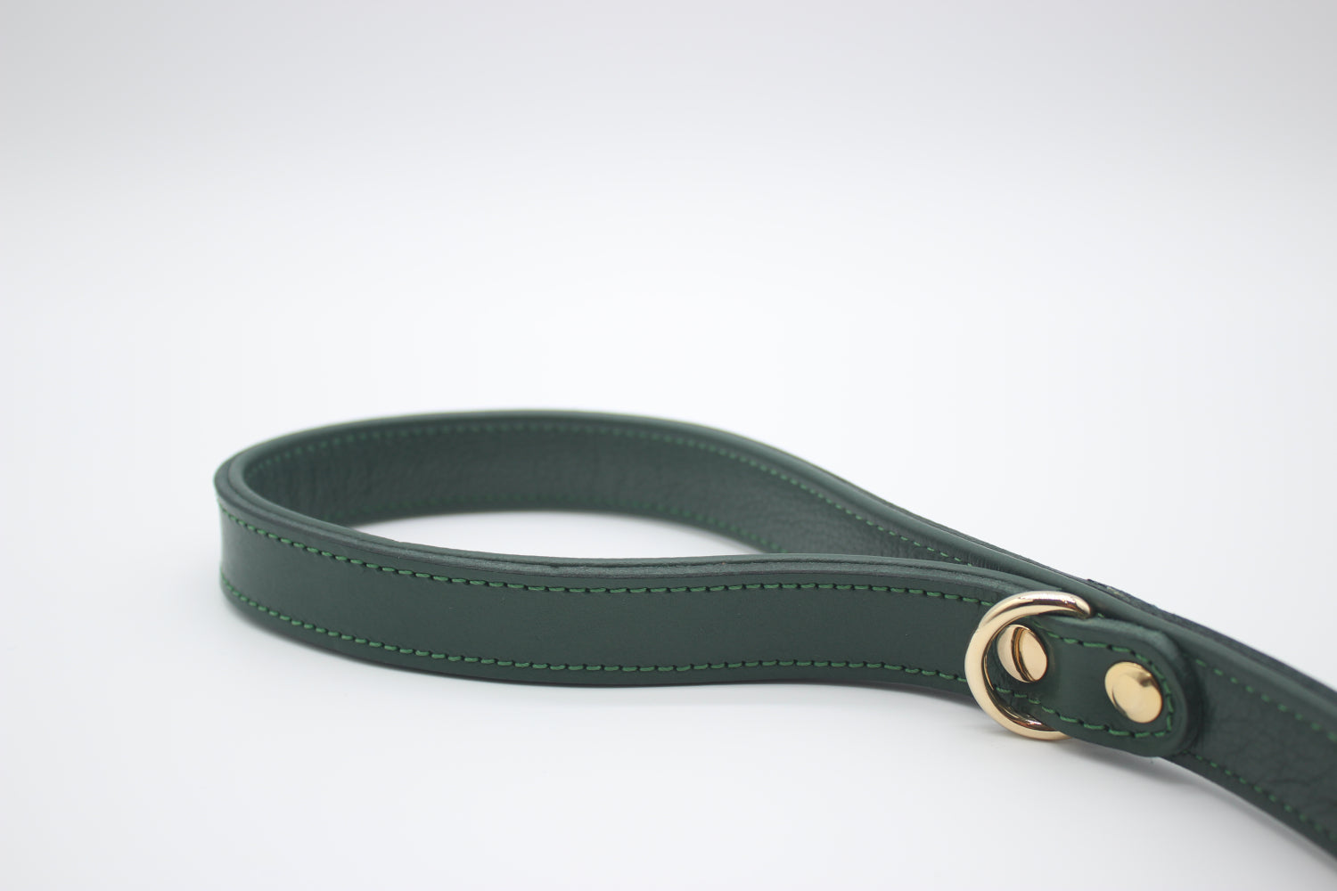 FinestPaw_Leine_Flechtkunst_Kurzleine_fichte_all_2.5cm_gold_handschlaufe