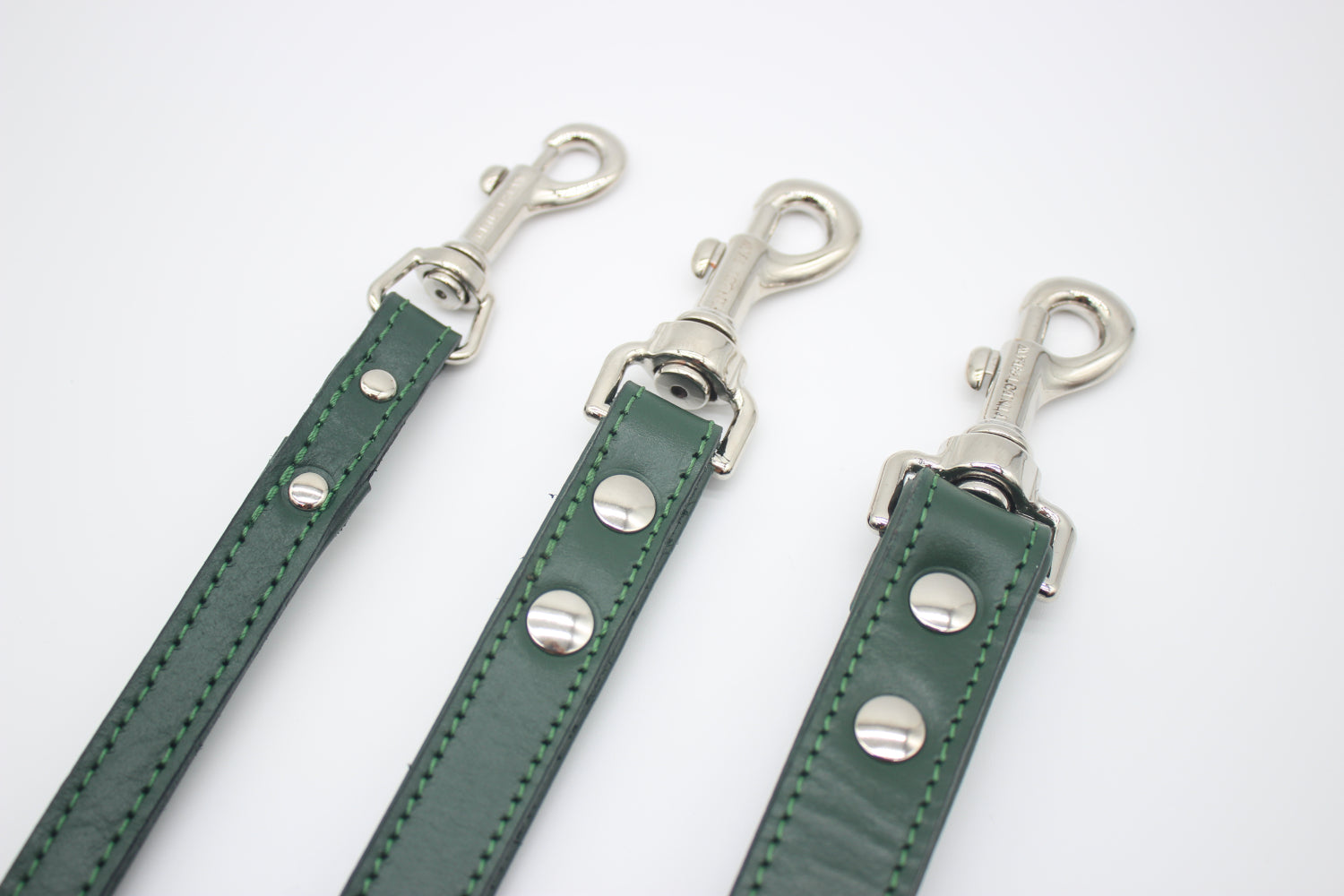 FinestPaw_Leine_Flechtkunst_Kurzleine_fichte_all_all_silber_3karabiner