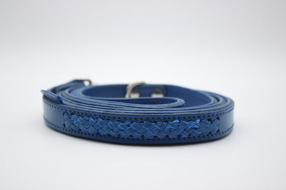 FinestPaw_Leine_Flechtkunst_Kurzleine_royalblau_all_all_silber_logo