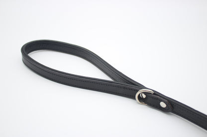 FinestPaw_Leine_Flechtkunst_Kurzleine_schwarz_all_1.5cm_silber_handschlaufe