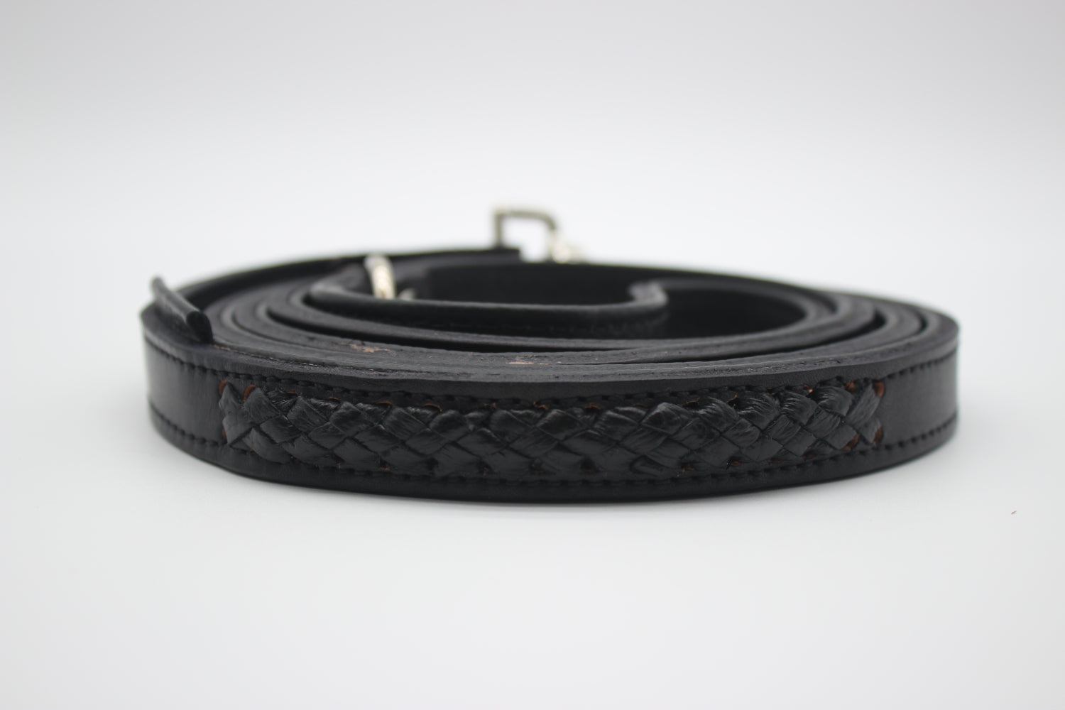 FinestPaw_Leine_Flechtkunst_Kurzleine_schwarz_all_2.5cm_all_logo