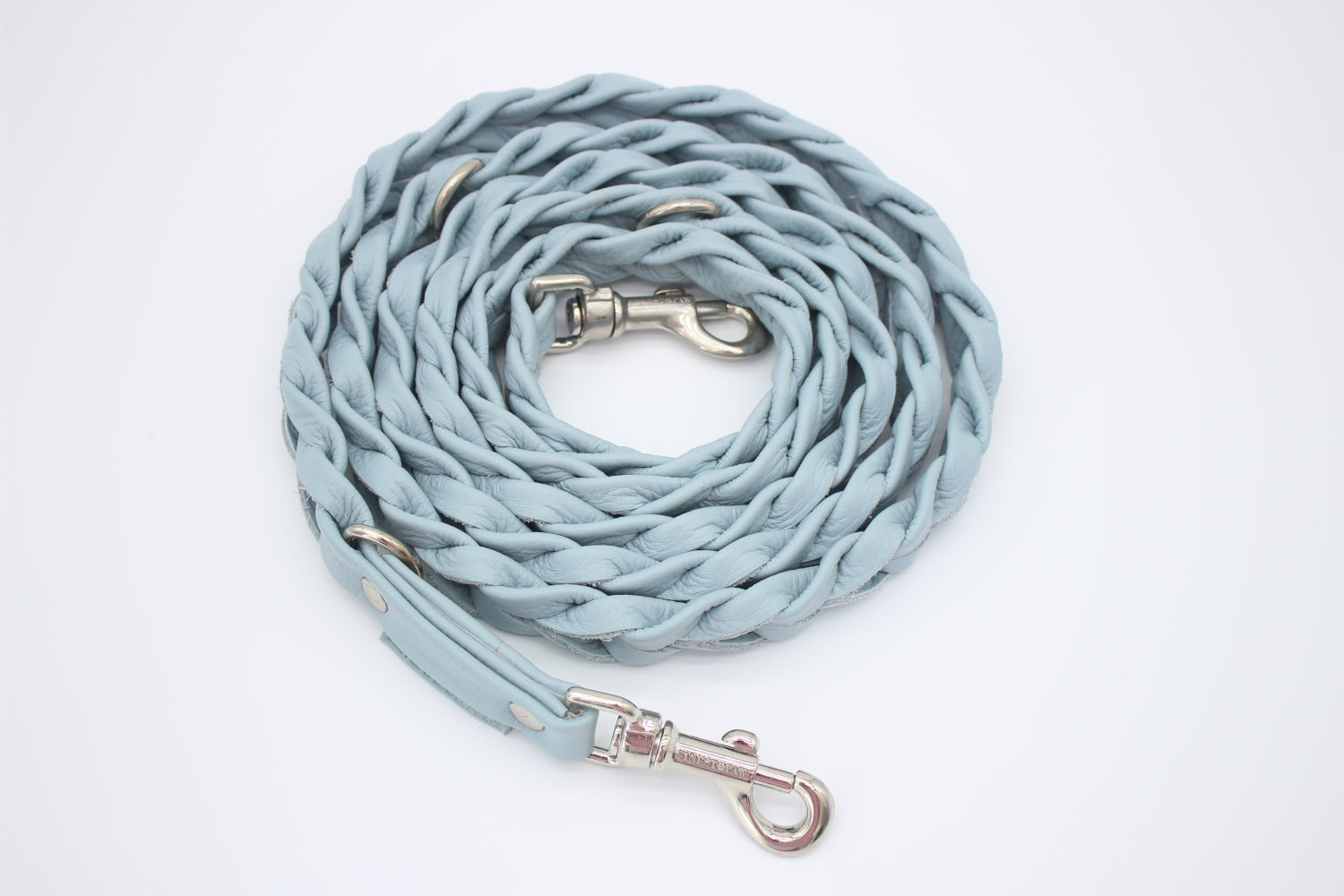 FinestPaw_Leine_Vollgeflochten_Fuehrleine_hellblau_all_all_silber_oben